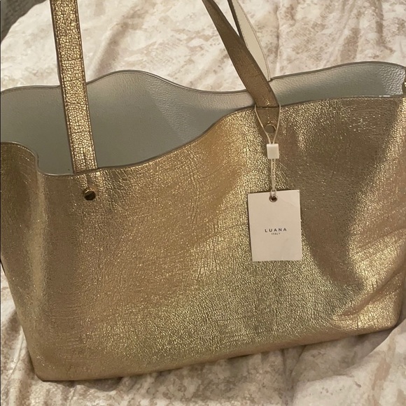 Luana Italy Leather Reversible Tote - Picture 7 of 7